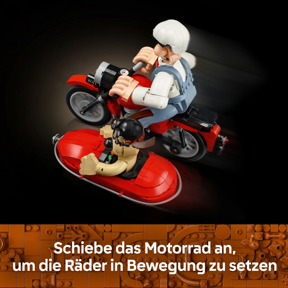 Lego-Figur auf rotem Motorrad mit Beiwagen in rasanter Fahrt vor schwarzem Hintergrund.