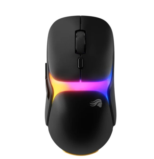 Beyaz arka planda ortasında canlı RGB aydınlatma bulunan siyah oyuncu faresi.