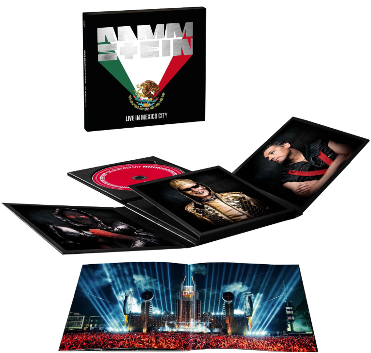 Rammstein Live in Mexico City CD-Box mit mexikanischer Flagge, CD, Fotobuch und Live-Konzertbildern.