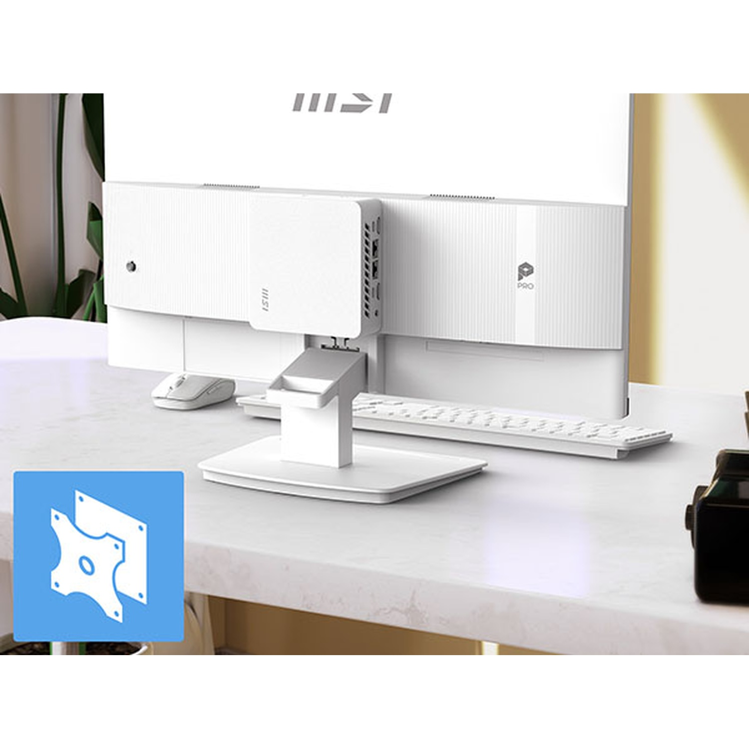 Vista posteriore di un monitor MSI bianco con mini PC collegato e icona di montaggio VESA.