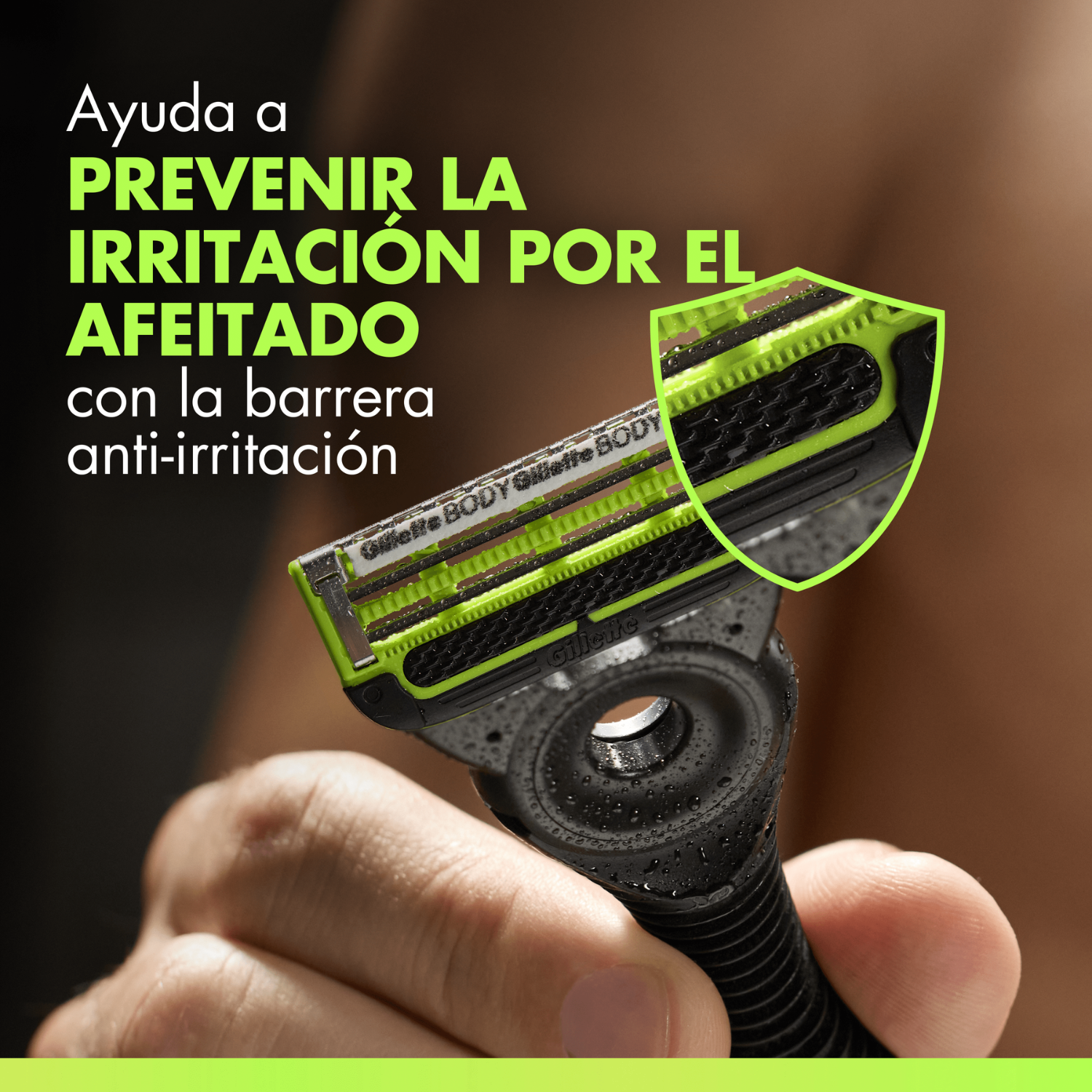 Una maquinilla negra con detalles verdes en la mano, con texto promocional en español de fondo.