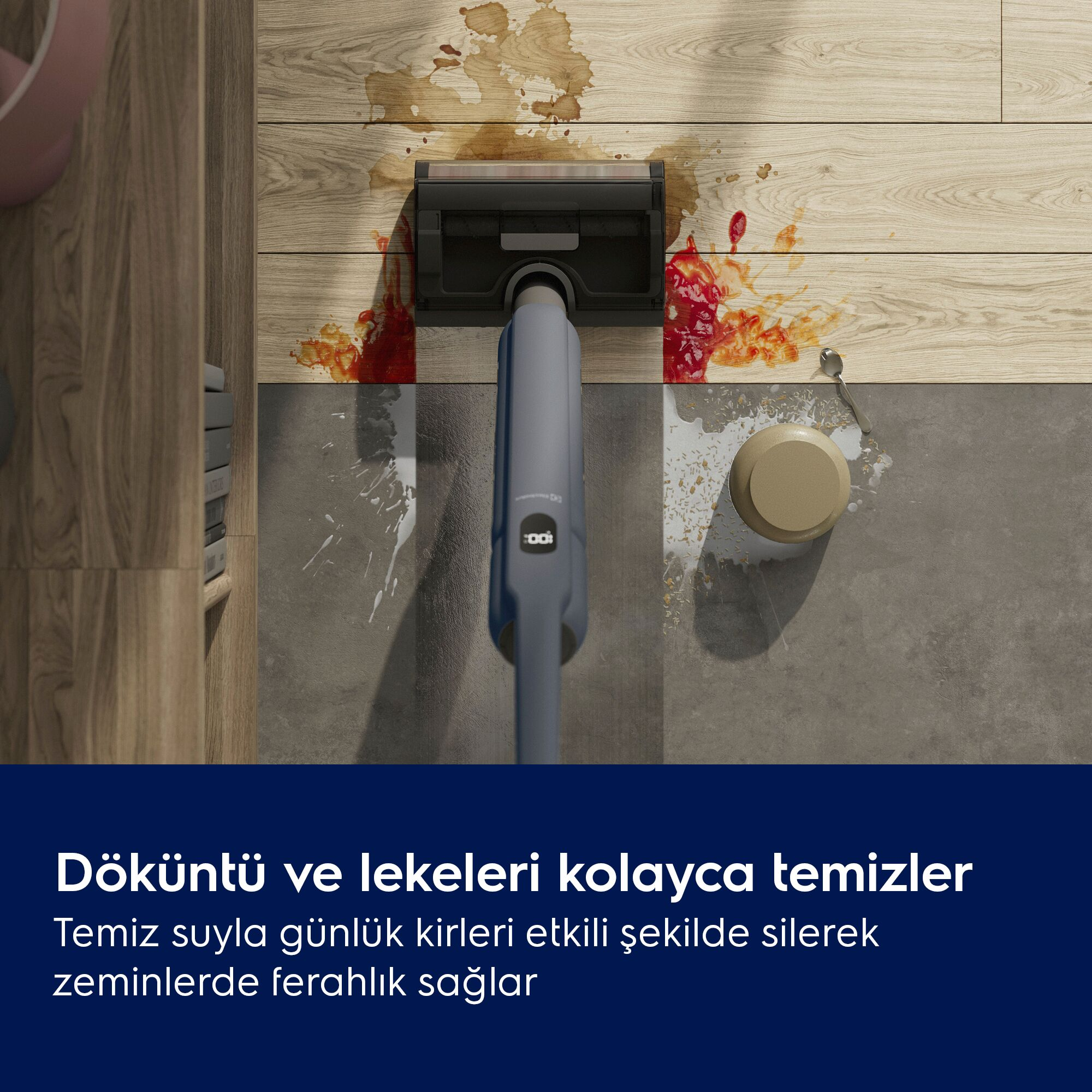 Dikey süpürge, ahşap zemin ve fayanslardaki döküntüleri temizliyor.