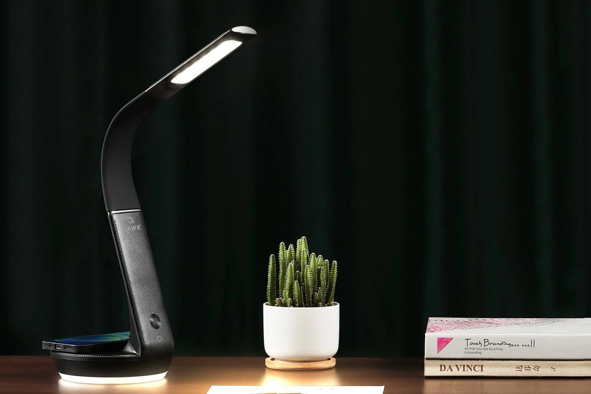 Lampa biurkowa HAWK HW-LAMP02 Czarny