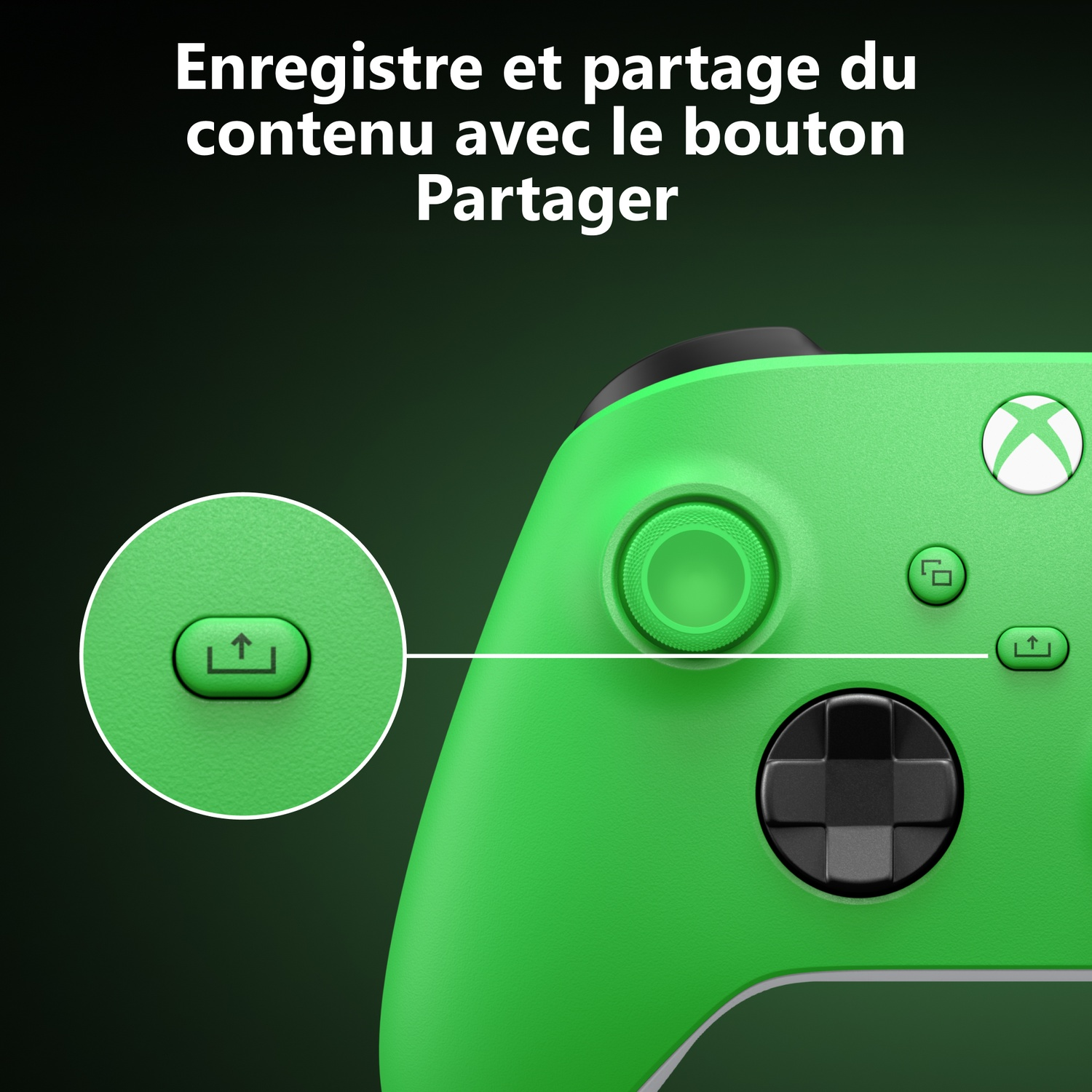 Manette Xbox verte mettant en valeur le bouton de partage avec du texte en français.