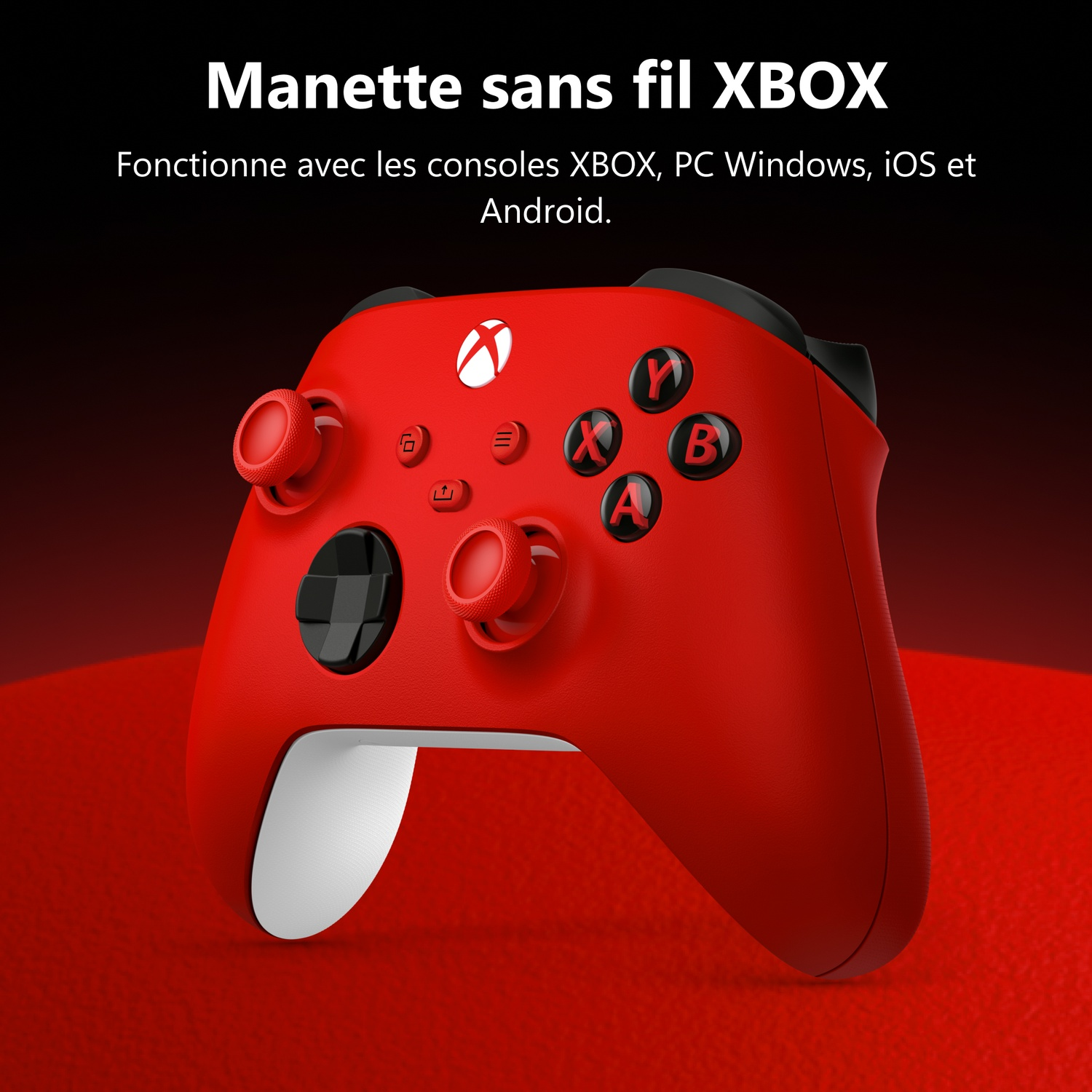 Une manette sans fil Xbox rouge avec boutons noirs sur fond rouge.