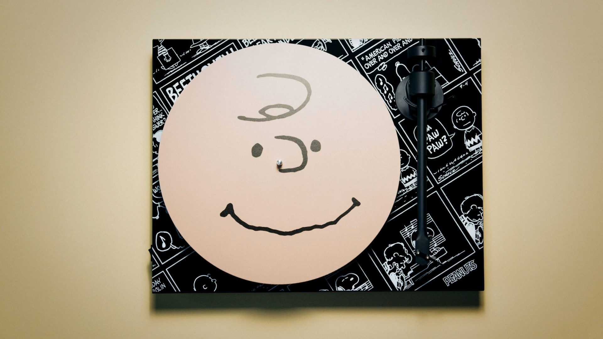 PRO-JECT Peanuts Turntable, 75 Jahre Peanuts Special