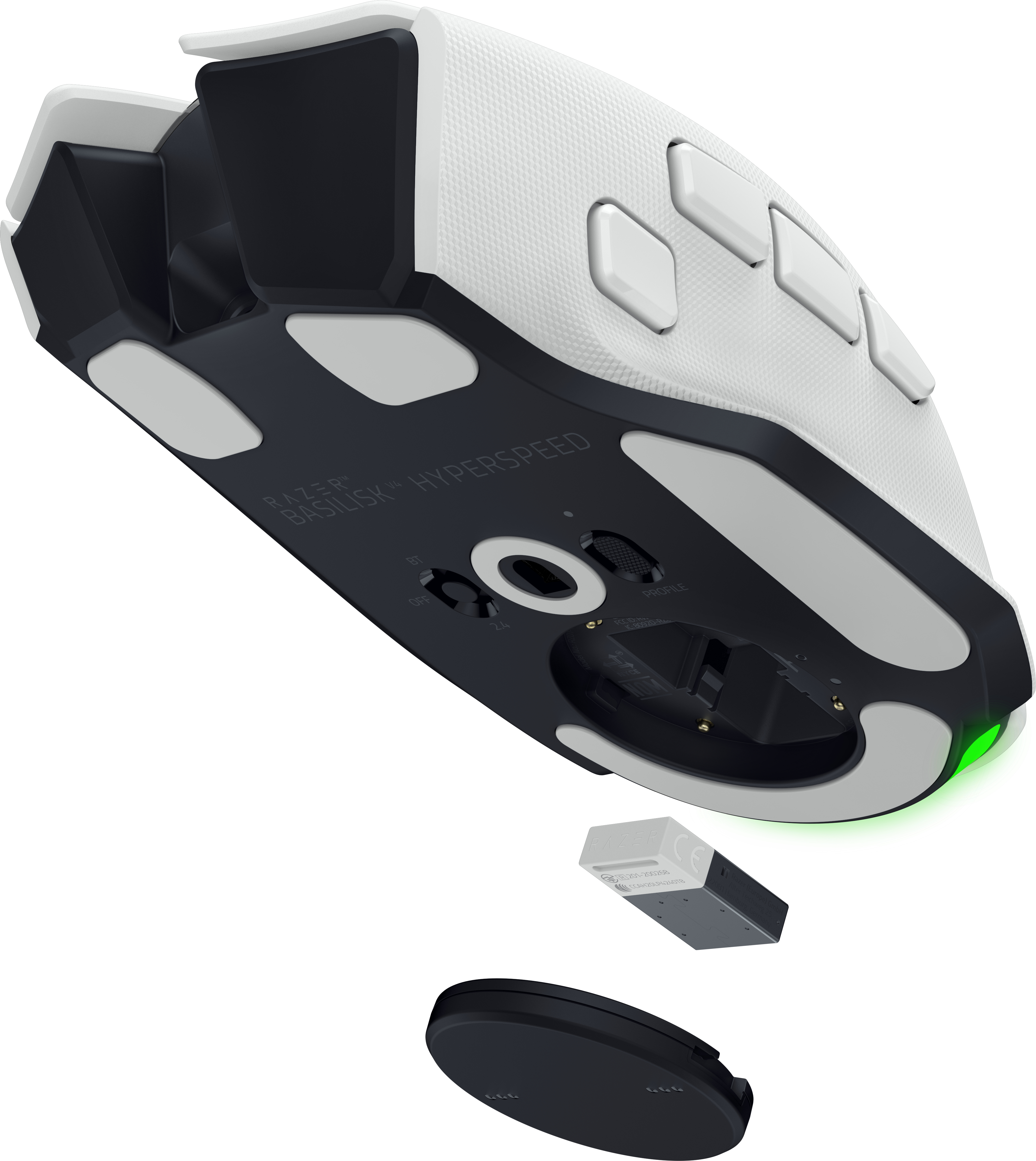 Weiß-schwarze Razer Basilisk V4 Gaming-Maus von unten mit Sensor, Gleitfüßen und Batteriefach.