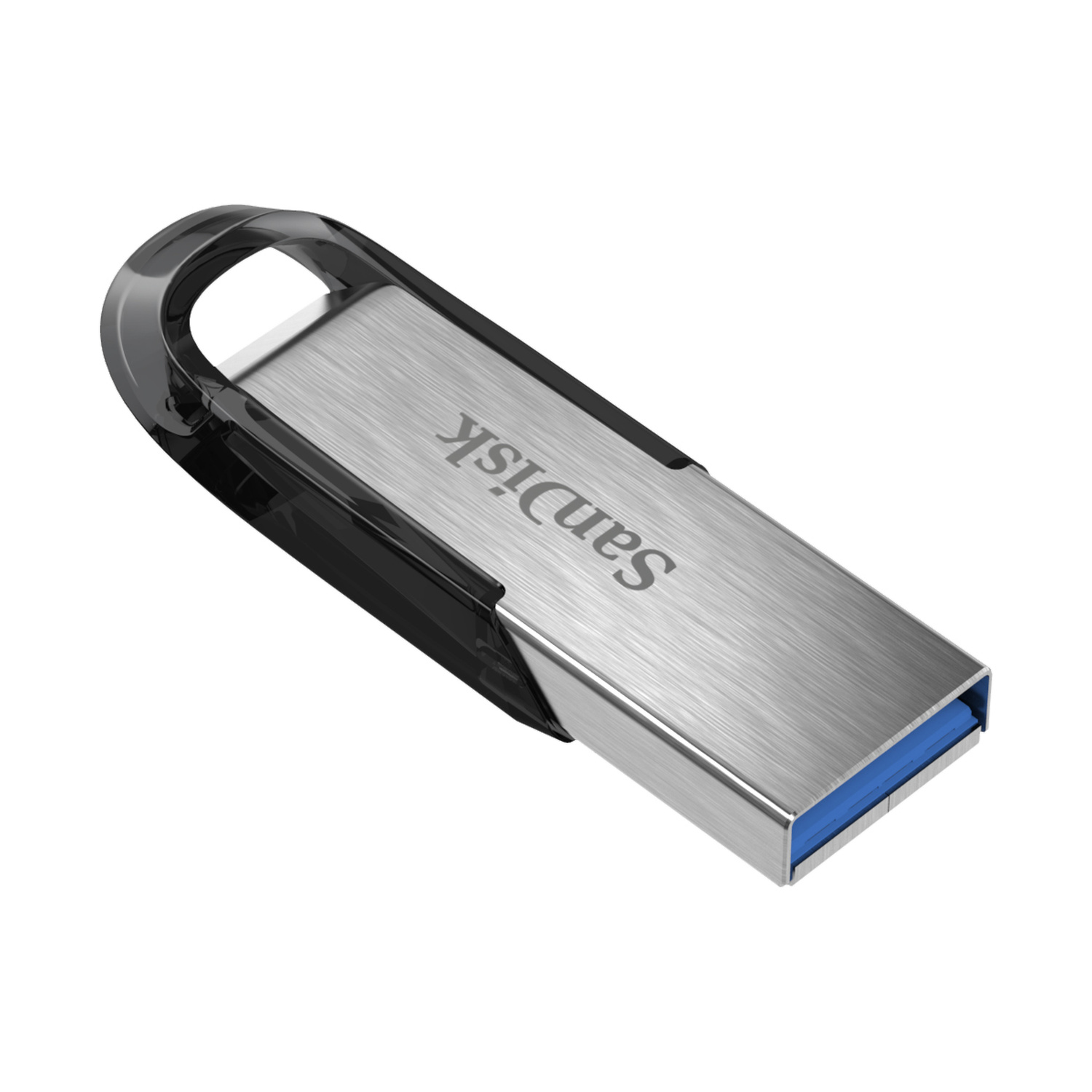 Una chiavetta USB SanDisk argentata con cappuccio nero e connettore blu su sfondo bianco.