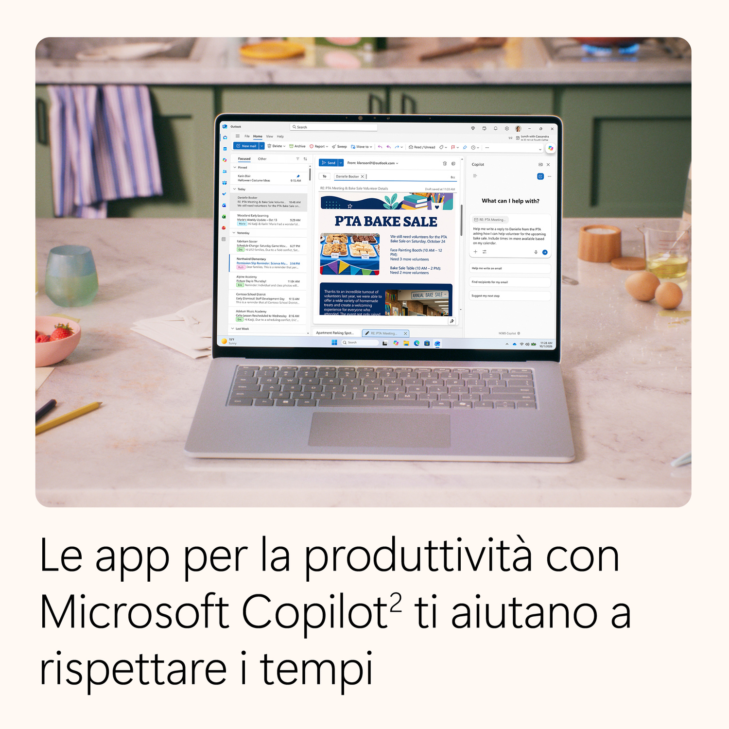 Microsoft 365 Family - Abbonamento di 12 mesi per 1-6 utenti (5 dispositivi) - App Office con AI + 2TB di spazio di archiviazione condiviso - Digitale