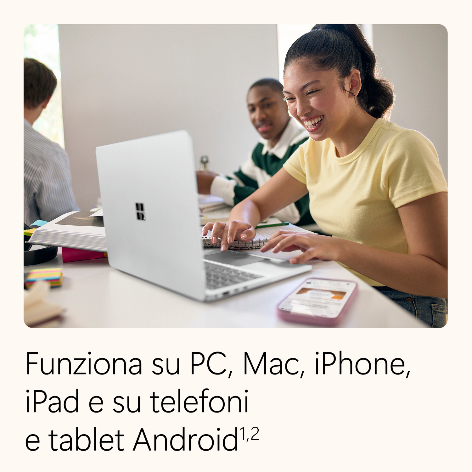 Microsoft 365 Family - Abbonamento di 12 mesi per 1-6 utenti (5 dispositivi) - App Office con AI + 2TB di spazio di archiviazione condiviso - Digitale