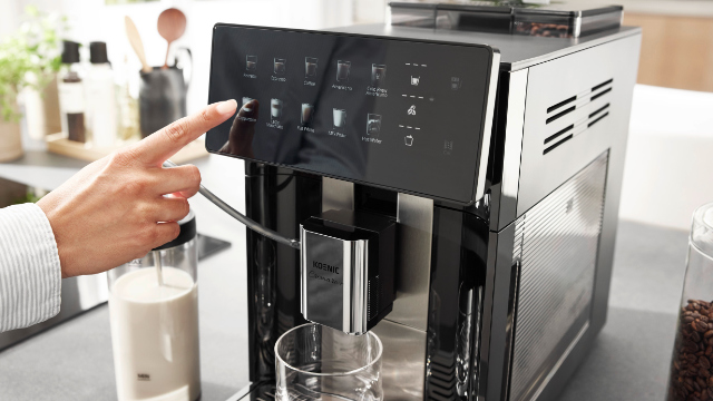 Ekspres ciśnieniowy KOENIC Cremaro+ KCAM 1518126 B Moc 1725W 15 bar Cold Brew Czarny