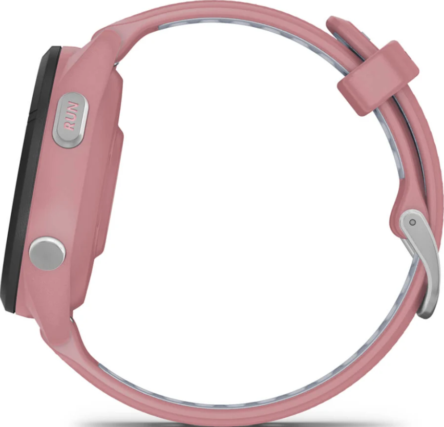 Seitenansicht einer rosa Sportuhr mit zwei silbernen Knöpfen und Silikonarmband vor weißem Hintergrund.