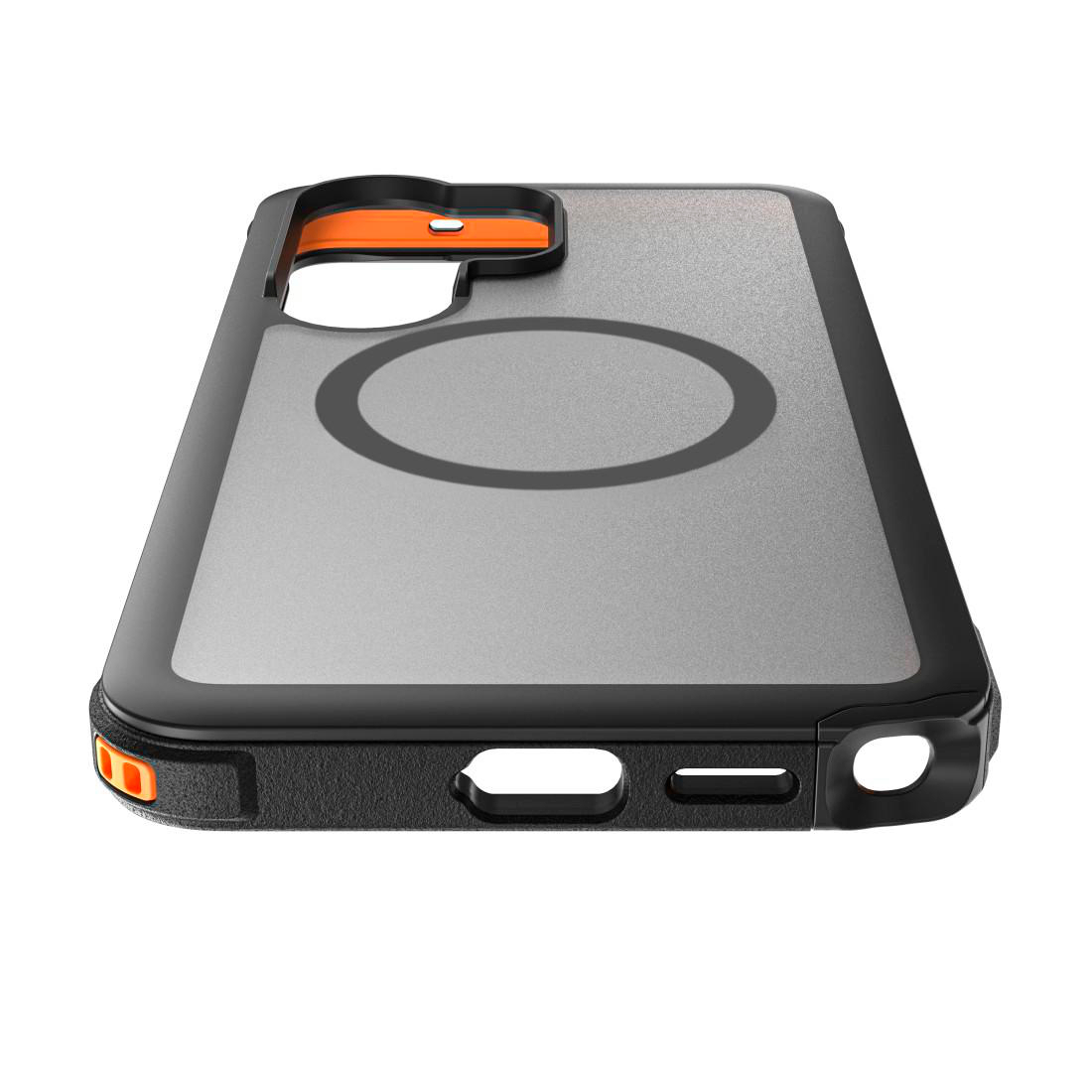 Eine schwarze und durchsichtige Handyhülle mit orangen Akzenten und einem kreisrundem MagSafe-Ring.