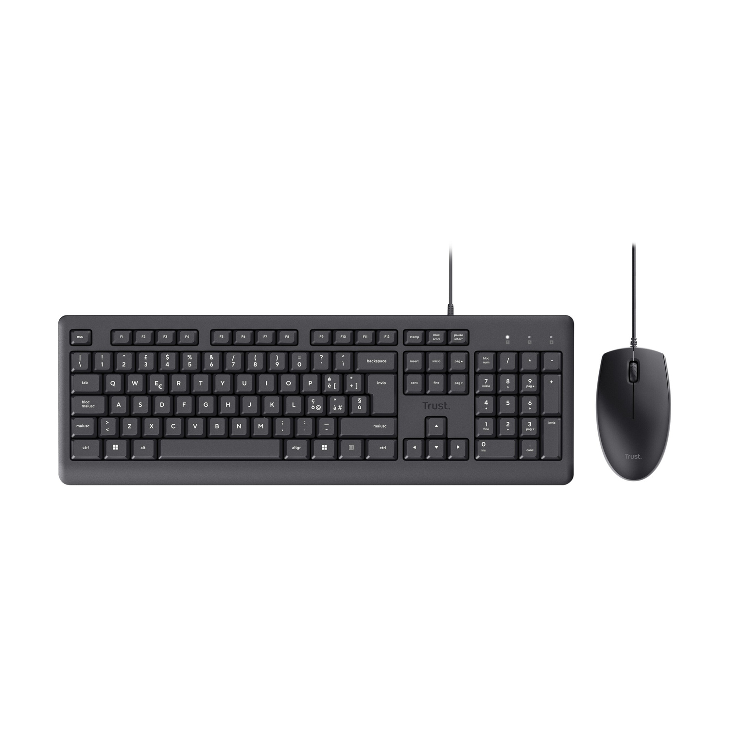 Tastiera nera con cavo e mouse per computer abbinato su sfondo bianco.