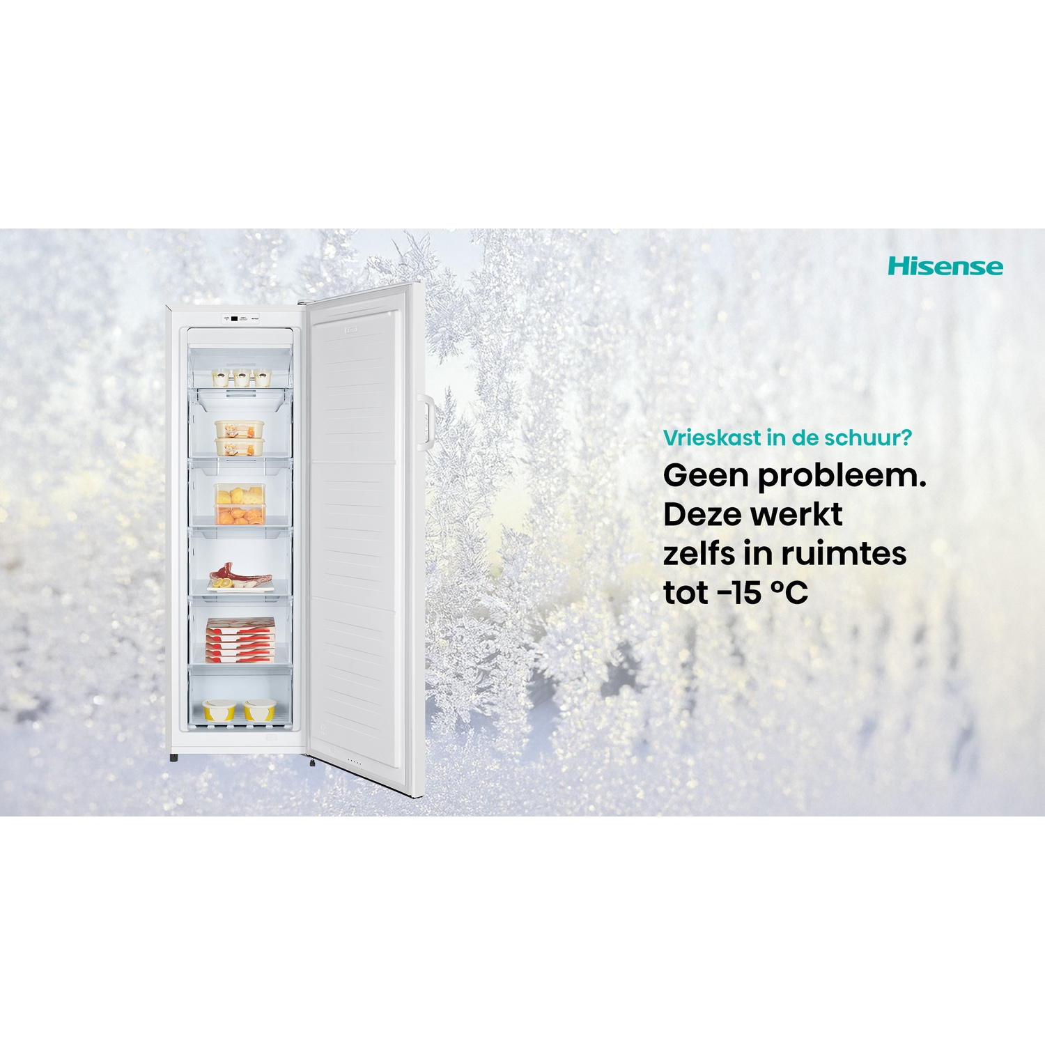 A white Hisense upright freezer with its door open against a frosty background, featuring Dutch text.