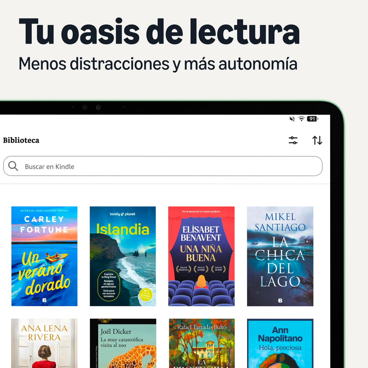 Una tableta muestra una interfaz de biblioteca de lectura con portadas de libros.
