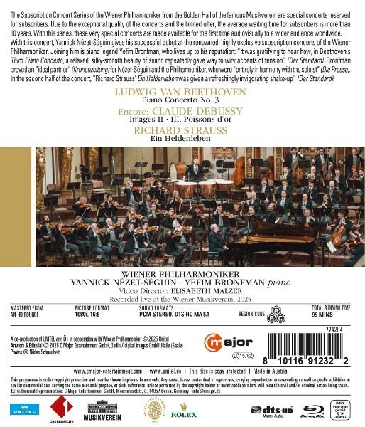 Rückseite einer Musik-CD mit Text, Orchesterfoto, Titelliste von Beethoven, Debussy und Strauss sowie Barcode.