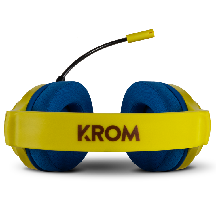 Auriculares gaming amarillos y azules con el logo KROM en la diadema y un micrófono.