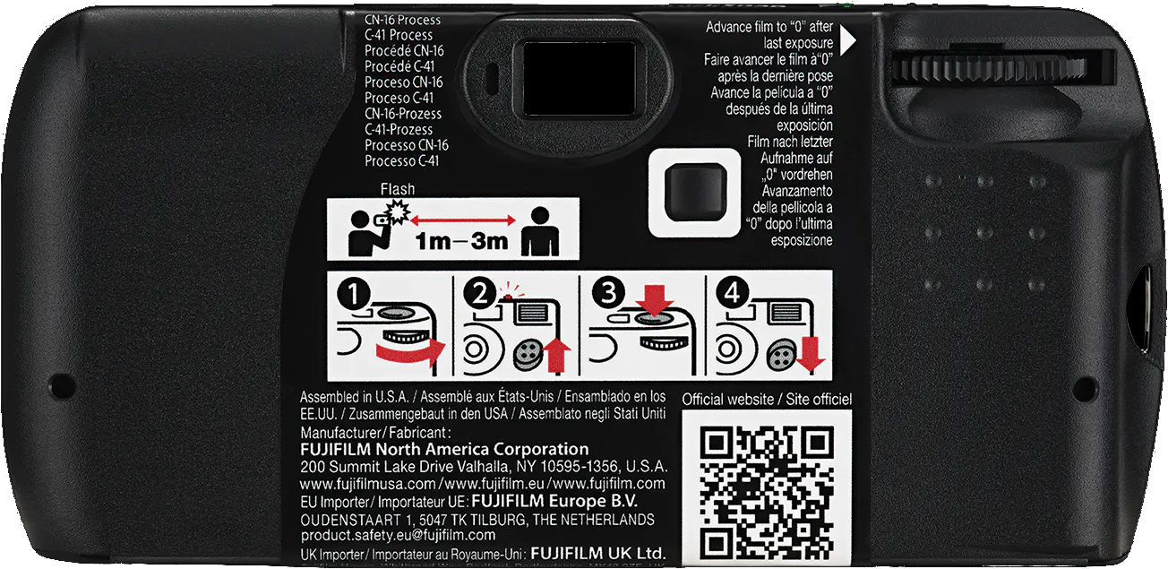 Dos d'un appareil photo jetable noir affichant des instructions et un code QR.