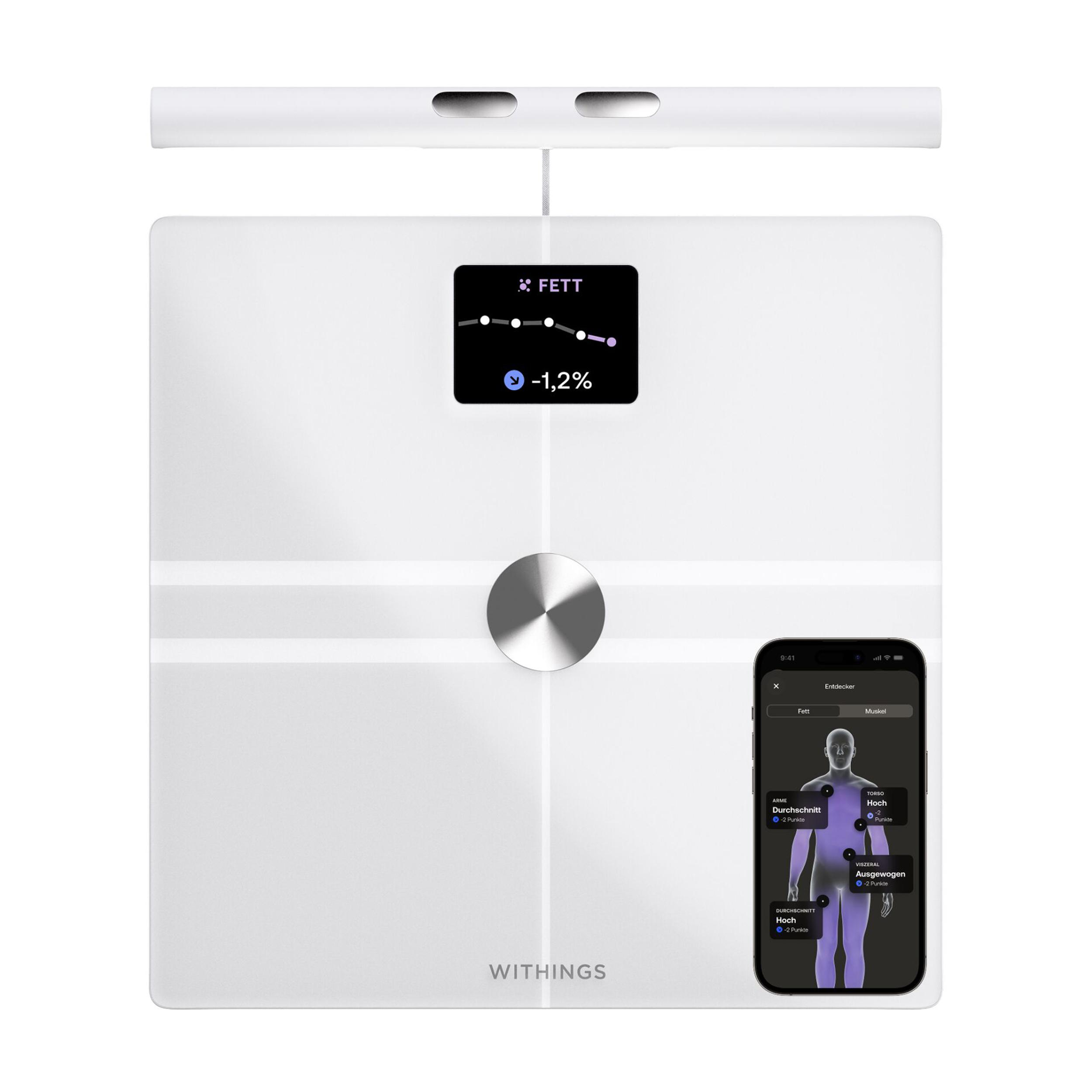 Weiße Withings-Waage mit Display, Metallknopf und verbundener Smartphone-App für Körperanalyse.