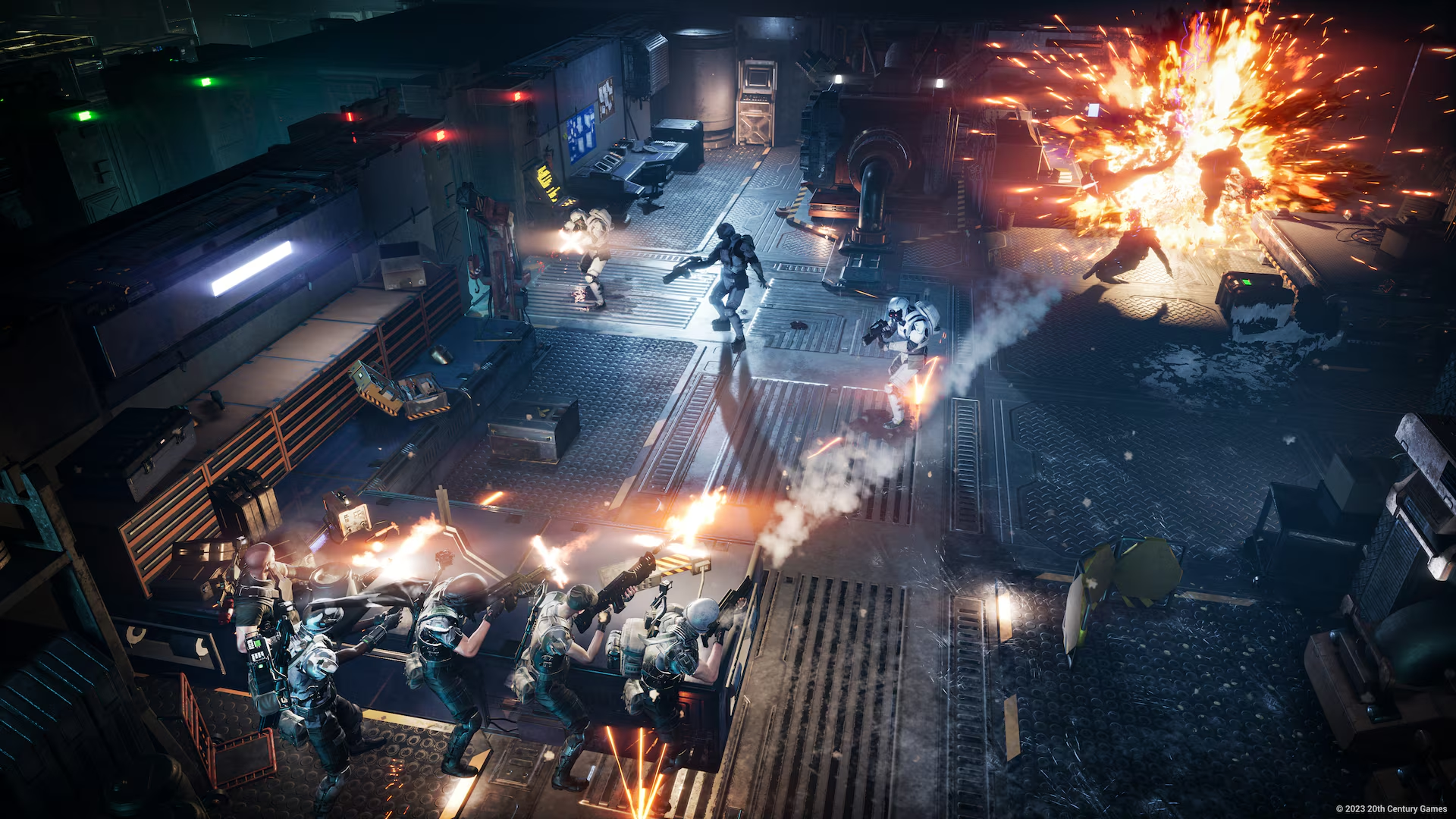 Futuristische Soldaten kämpfen in einer dunklen Industriehalle, in der im Hintergrund eine Explosion zu sehen ist.
