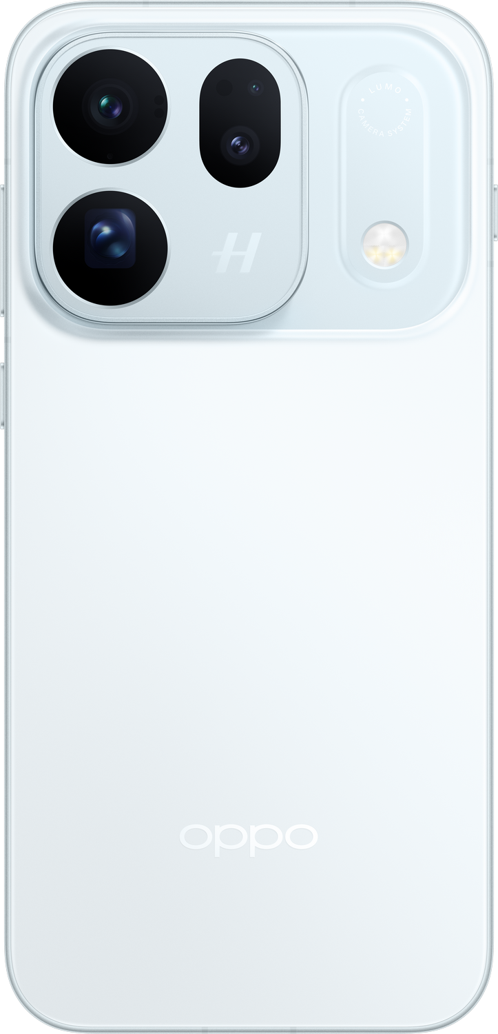 Parte trasera de un smartphone blanco con triple cámara y logotipo de Oppo.