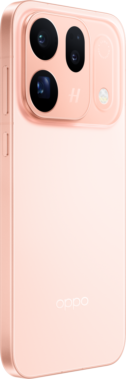 Parte trasera de un teléfono inteligente rosa con tres lentes de cámara y el logo de Oppo.