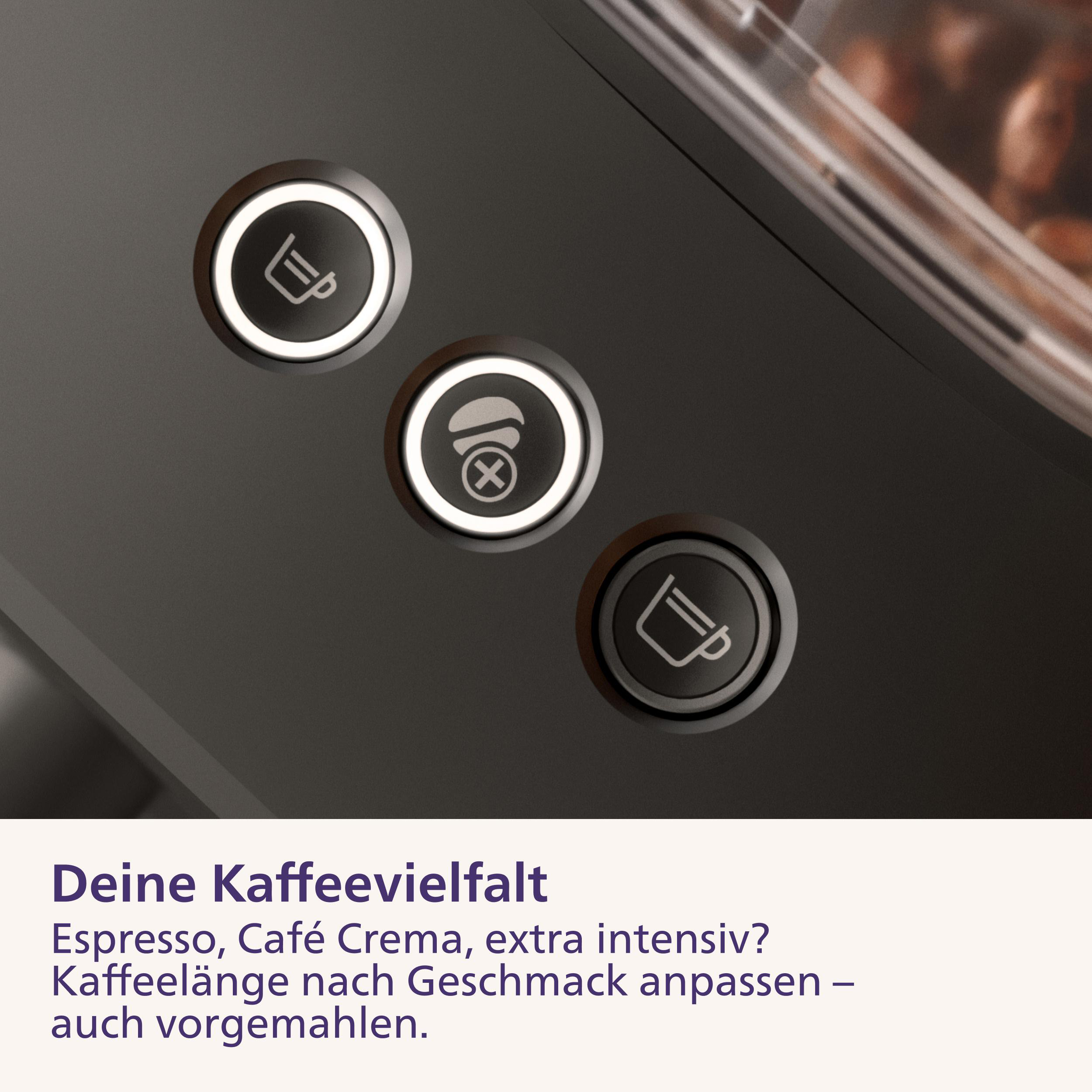 Drei runde Kaffeemaschinen-Knöpfe mit weißer Beleuchtung und Symbolen auf dunklem Gehäuse. Unten Text.