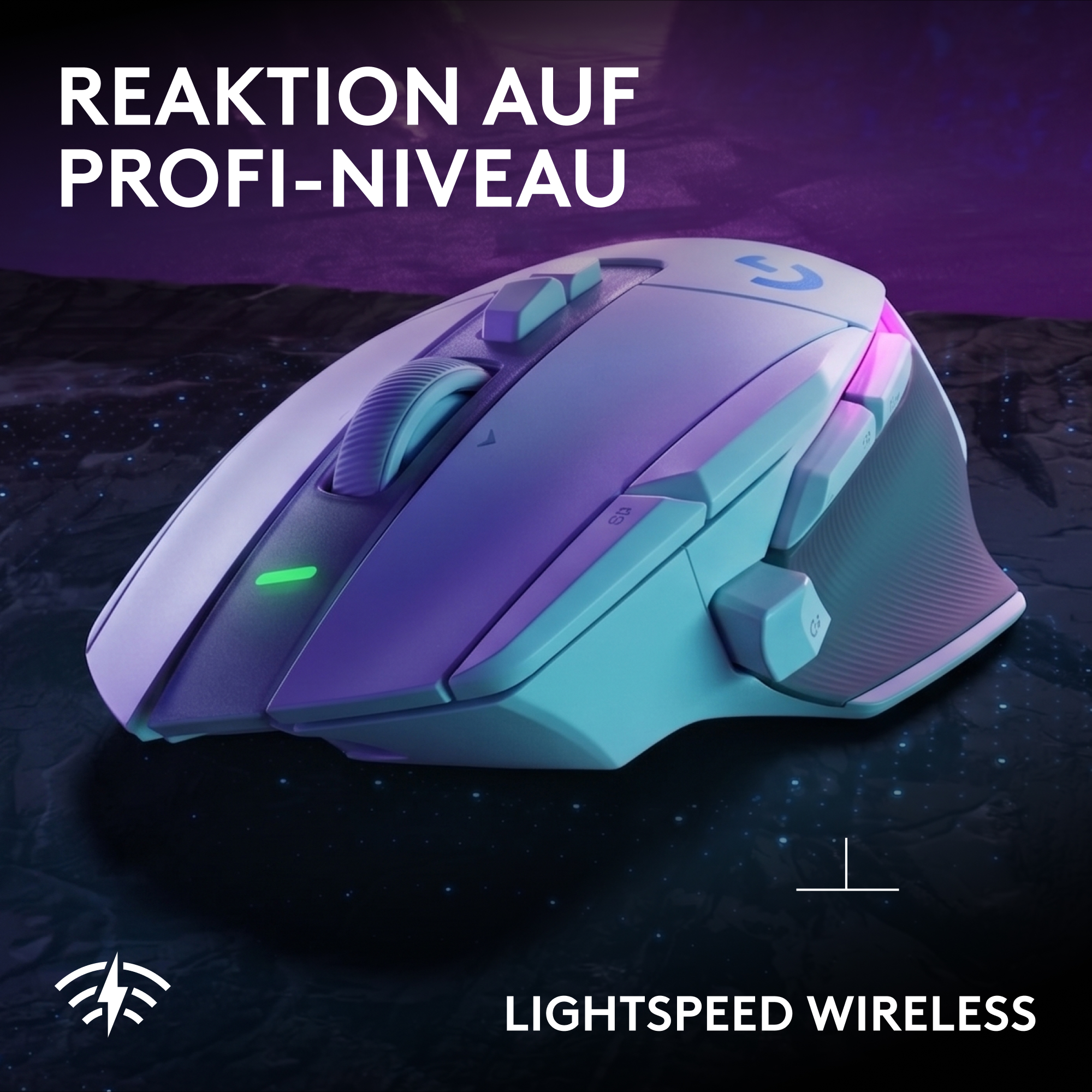 Eine weiße kabellose Gaming-Maus mit blauer Beleuchtung und Text auf Deutsch.