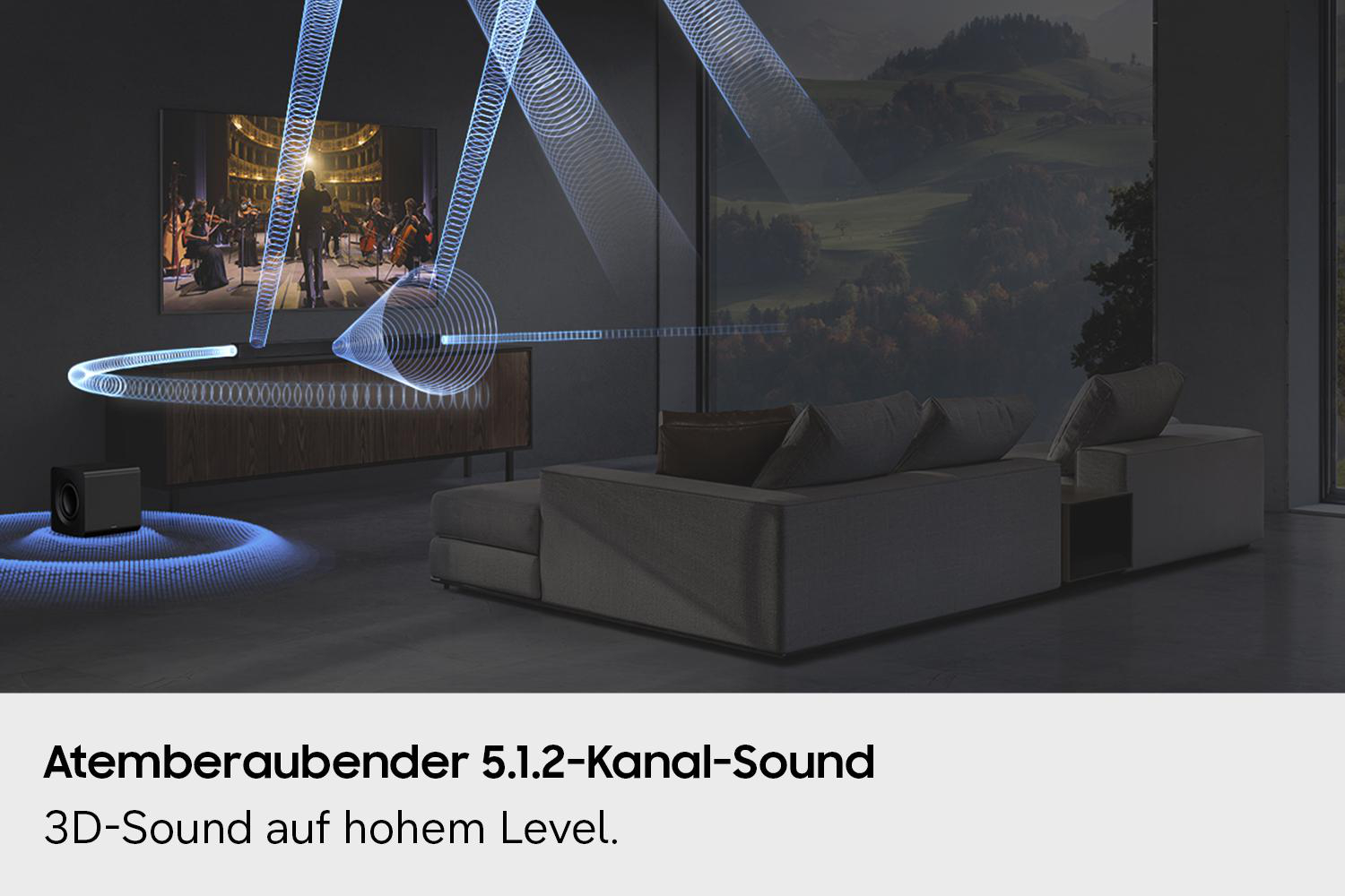 Wohnzimmer mit TV, Couch und blauen 3D-Sound-Grafiken, die den Raum erfüllen.