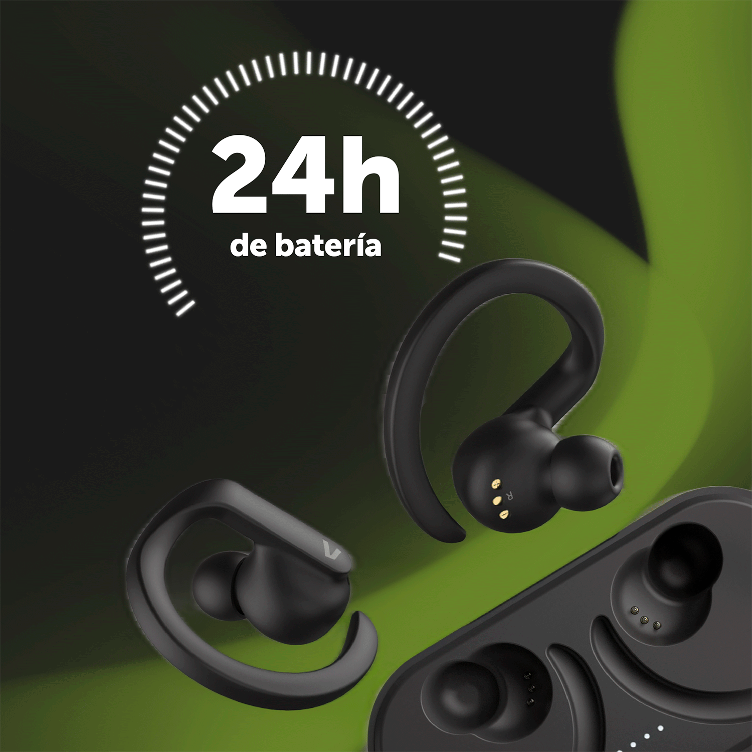 Auriculares deportivos negros con gancho y estuche de carga sobre fondo verde, texto 24h de batería.