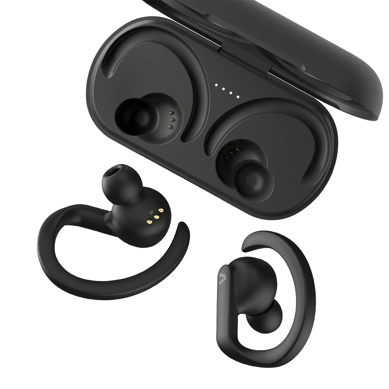Auriculares deportivos inalámbricos negros con estuche de carga y ganchos en fondo blanco.