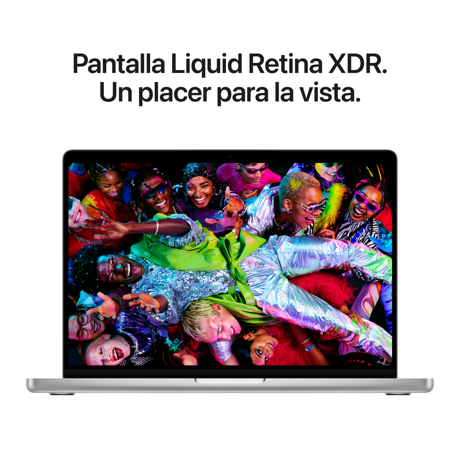 Una laptop muestra a una multitud colorida festejando. Arriba hay texto en español.