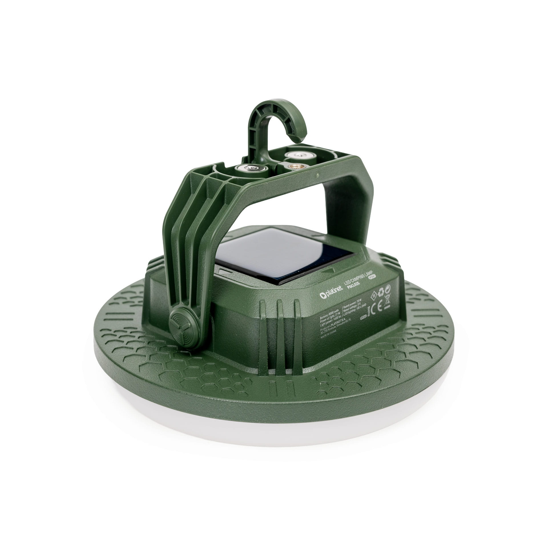 Eine grüne, UFO-förmige LED-Campinglampe mit Solarpanel und Aufhängehaken, isoliert auf weißem Grund.