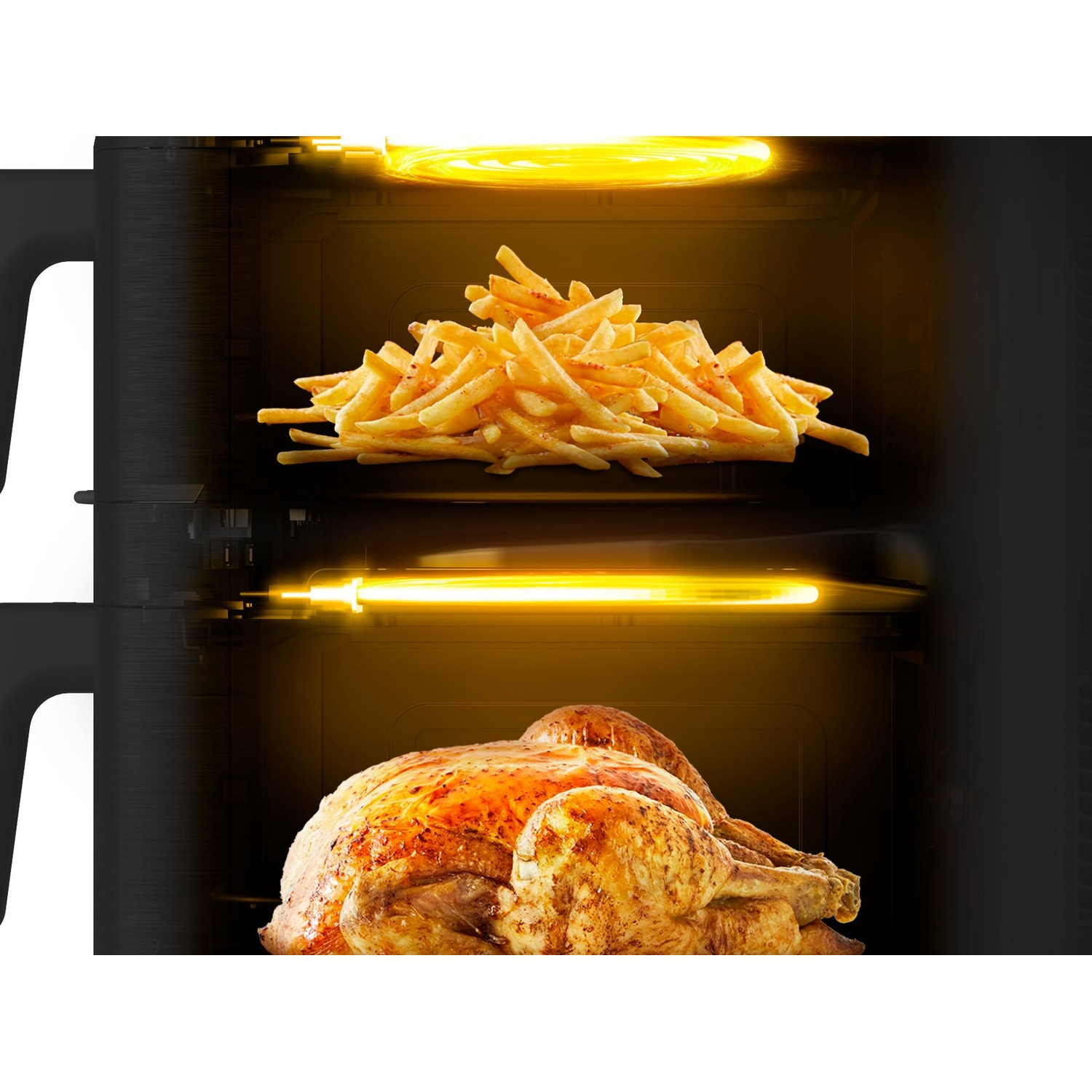 Deux zones de cuisson d'une friteuse à air avec des frites en haut et un poulet entier en bas sous des éléments chauffants.