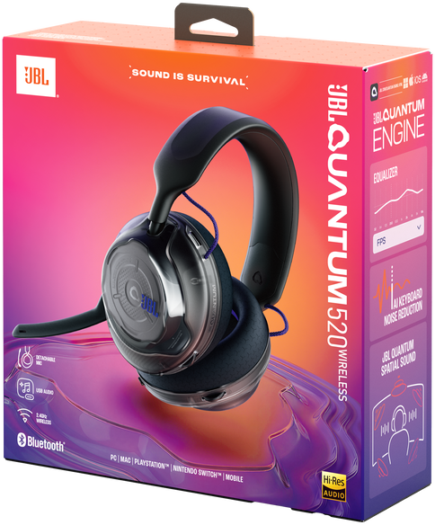 A JBL Quantum 520 vezeték nélküli gamer headset csomagolása fekete fejhallgatóval egy színes dobozon.