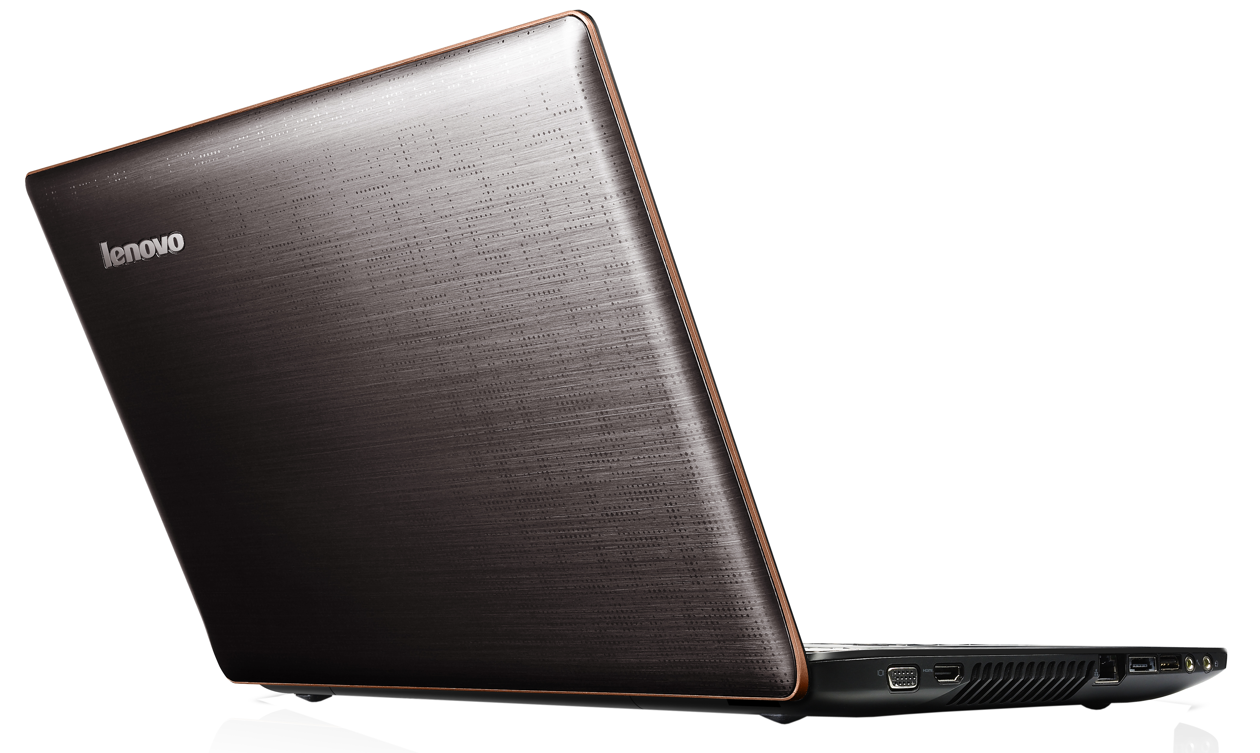 Brauner Laptop mit Lenovo-Logo. Rückansicht. Weißer Hintergrund.