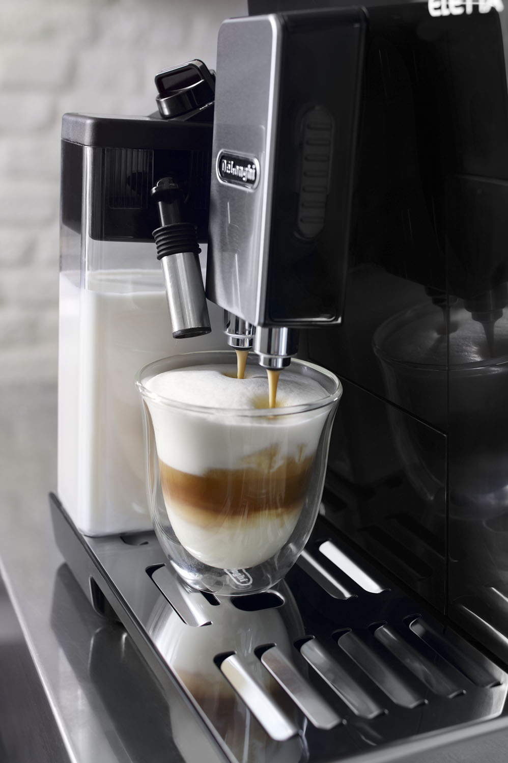 DELONGHI ECAM 45.366.B Eletta Cappuccino schwarz Kaffeevollautomat Schwarz/Edelstahl hochglanz