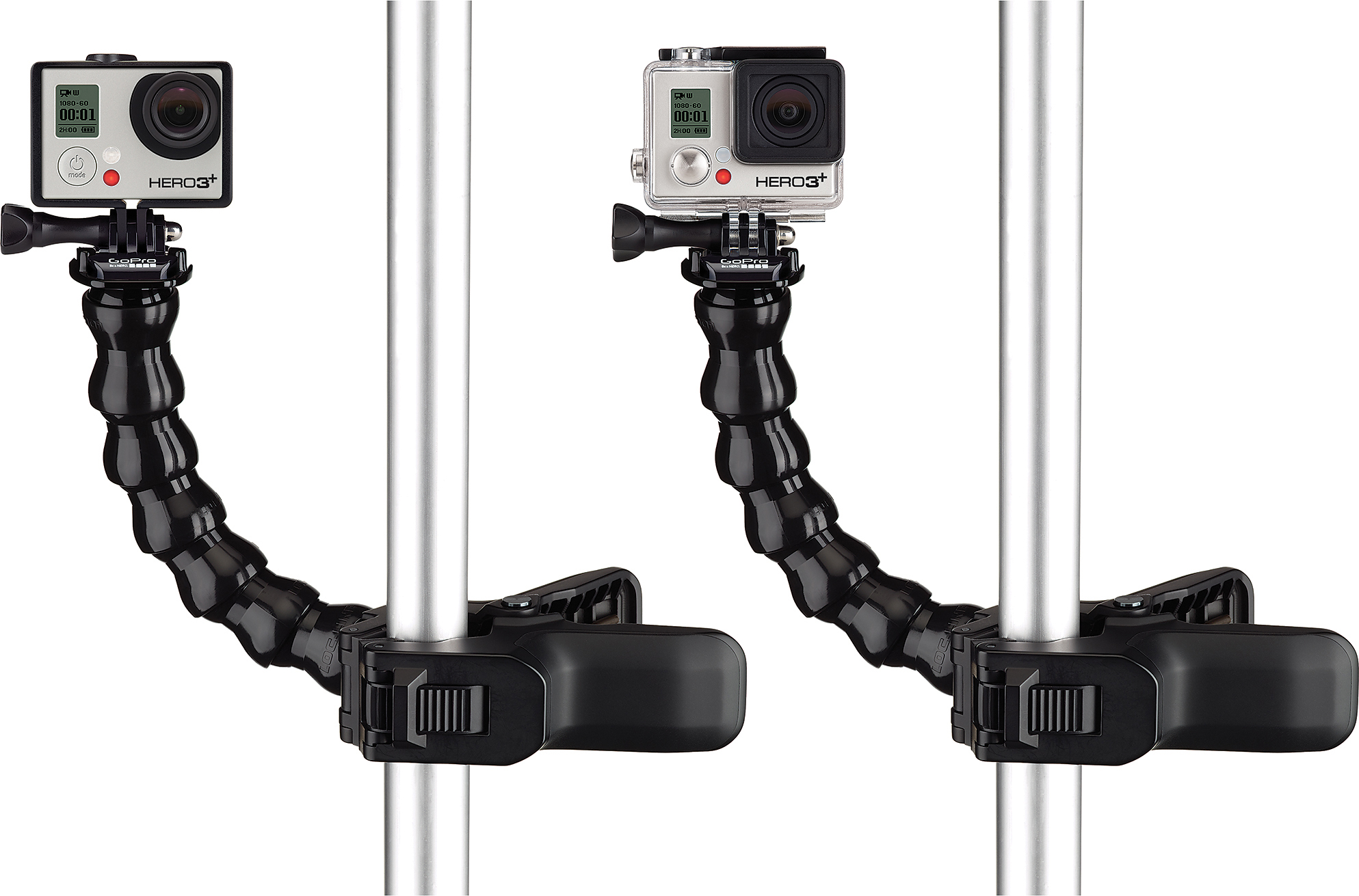 Zwei GoPro-Kameras an flexiblen schwarzen Halterungen, an silbernen Stangen befestigt.