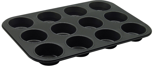 Eine schwarze Muffin-Form mit 12 leeren Bechern. Licht scheint von oben.