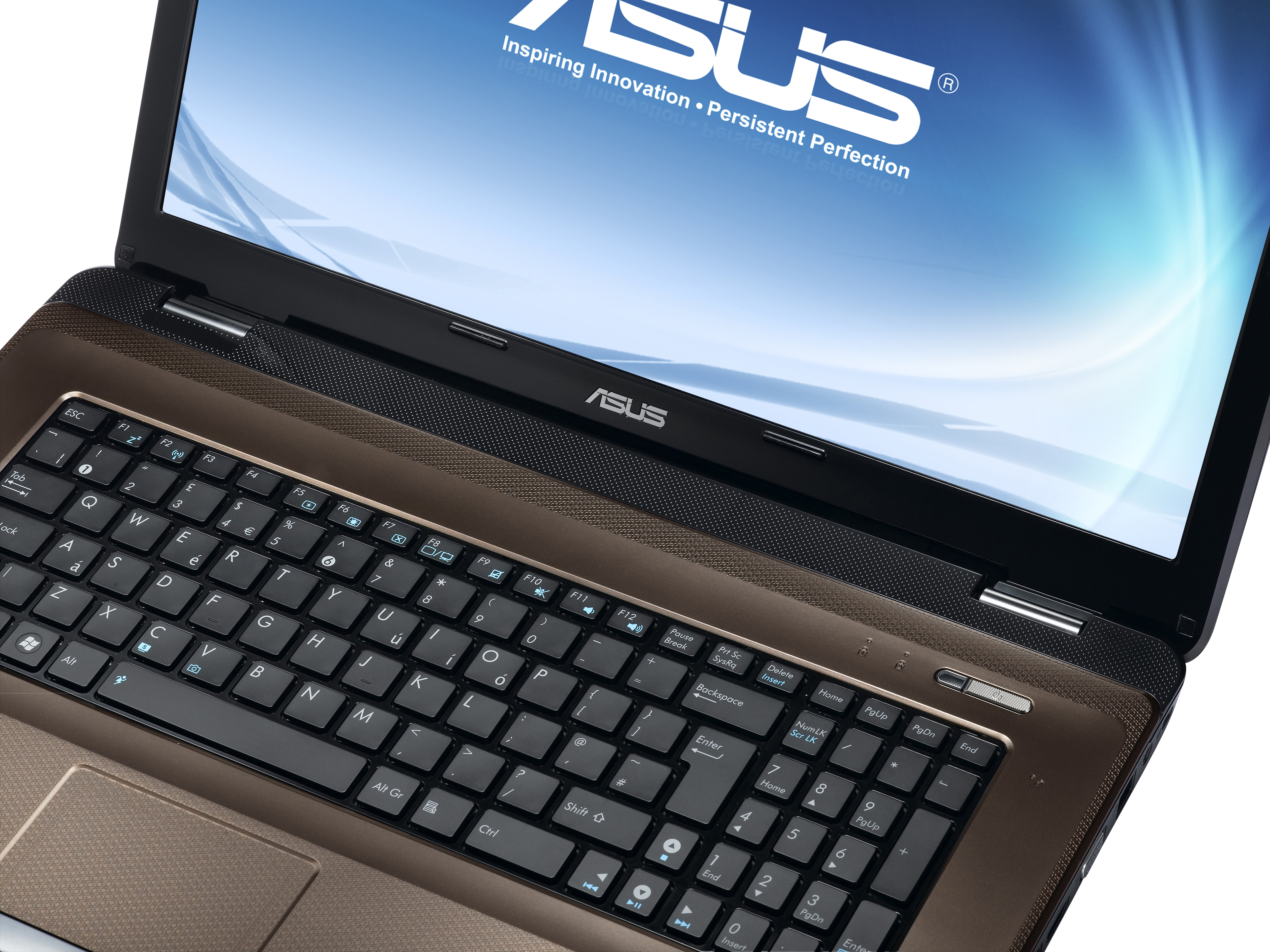 ASUS PRO 7AJR-TY083V 0910CZ 3AA, 17,3 Zoll, Intel® Core™ i3 Mobile Processor i3-350M (2,26 GHz, 3 MB Intel® Smart-Cache)