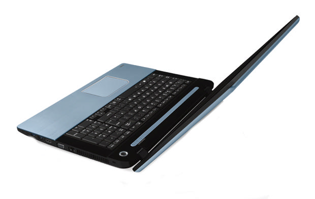 TOSHIBA Satellite S70-A-11E 17,3" i7 2,4 GHz 1 TB Laptop