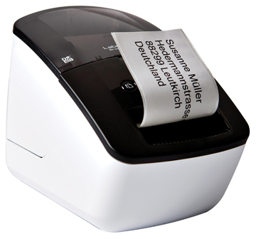 Labelprinter, wit en zwart, print een label met adresgegevens.