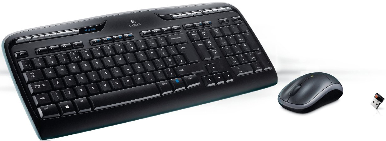 Un ensemble clavier et souris Logitech noir avec un récepteur USB.