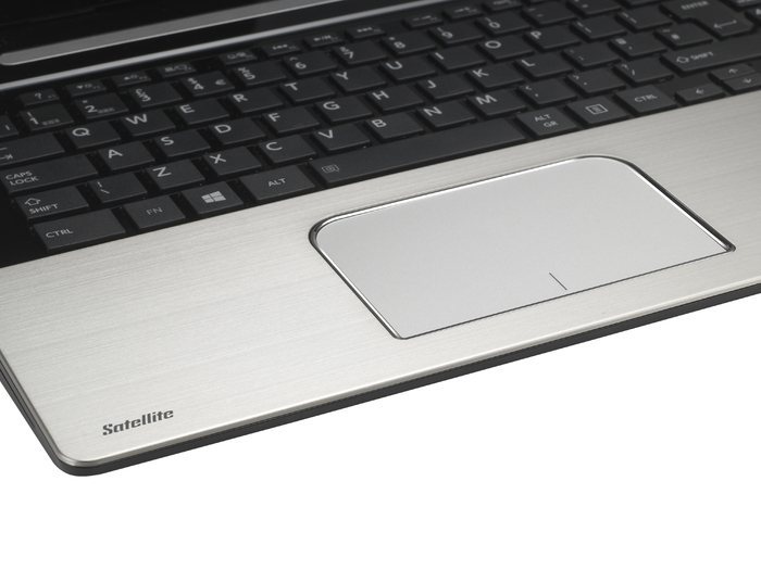 TOSHIBA Satellite S70-B-11J - 17,3 Zoll - Intel® Core™ i7 i7-4710HQ - 16 GB - 750 GB - AMD - Windows