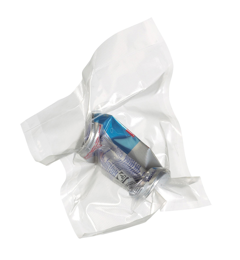 Zerquetschte Zahnpastatube in einer transparenten Plastiktüte.