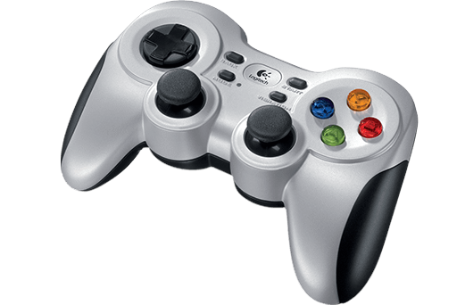 Ezüst és fekete Logitech gamepad. Különböző gombokkal és két fekete joystickkal rendelkezik.