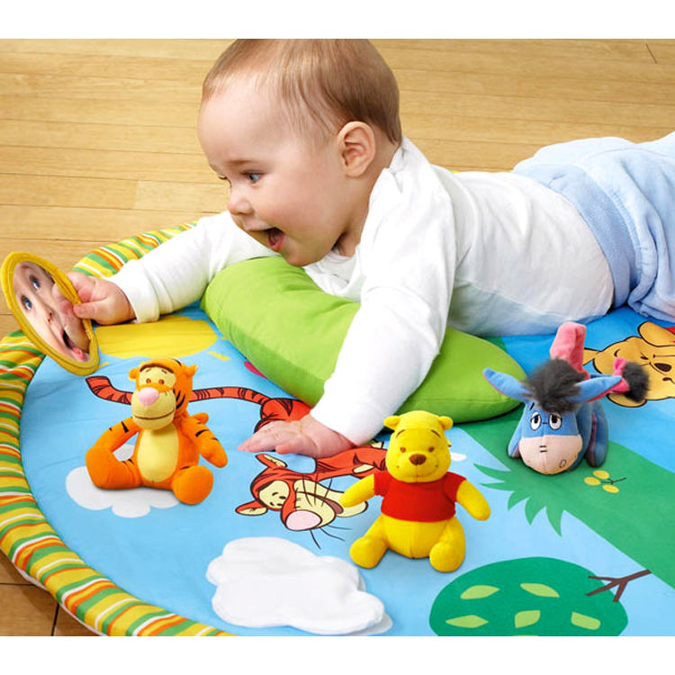 TRUST TOMY Pooh ve Arkadaşları Oyun Halısı (0 ay +)