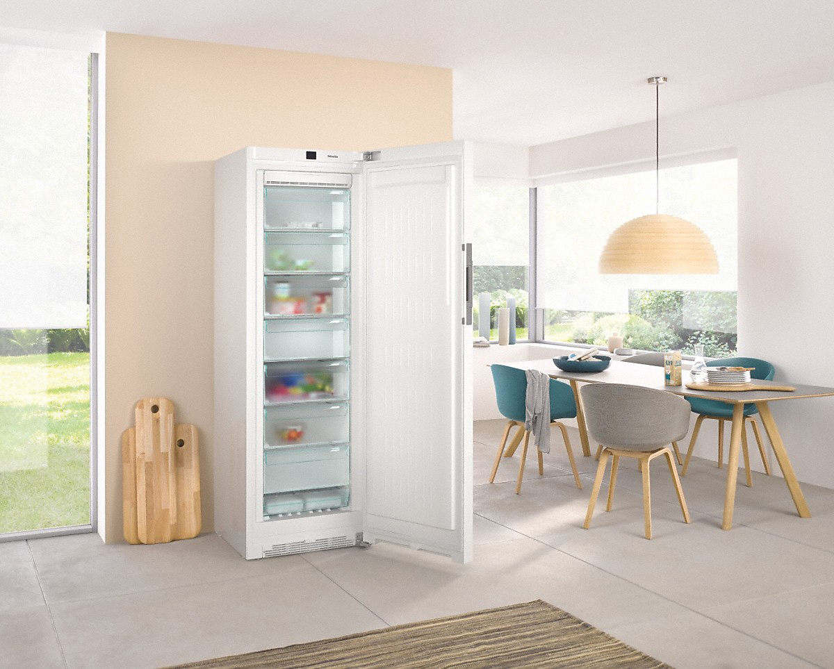 MIELE FN 28263 ws Gefrierschrank (E, 277 l, 1850 mm hoch)
