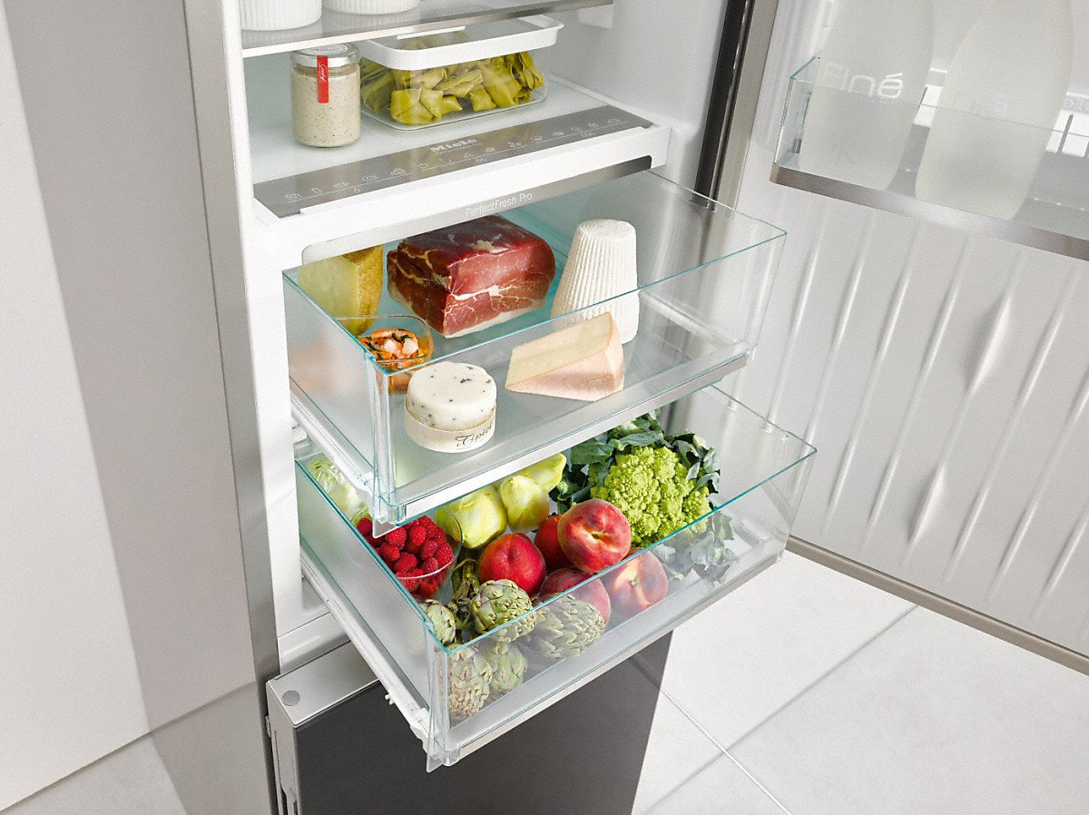 MIELE KFN 29683 D  Kühlgefrierkombination (D, 350 l, 2010 mm hoch, Schwarz)